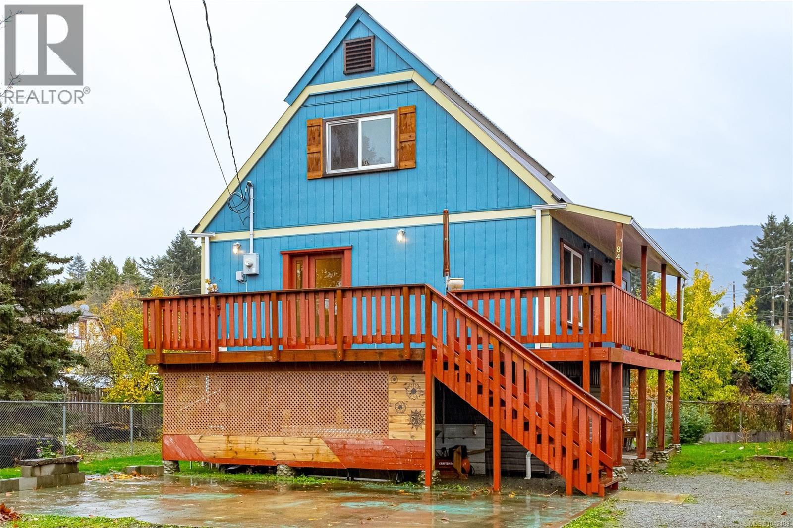 84 Lakeview Avenue
