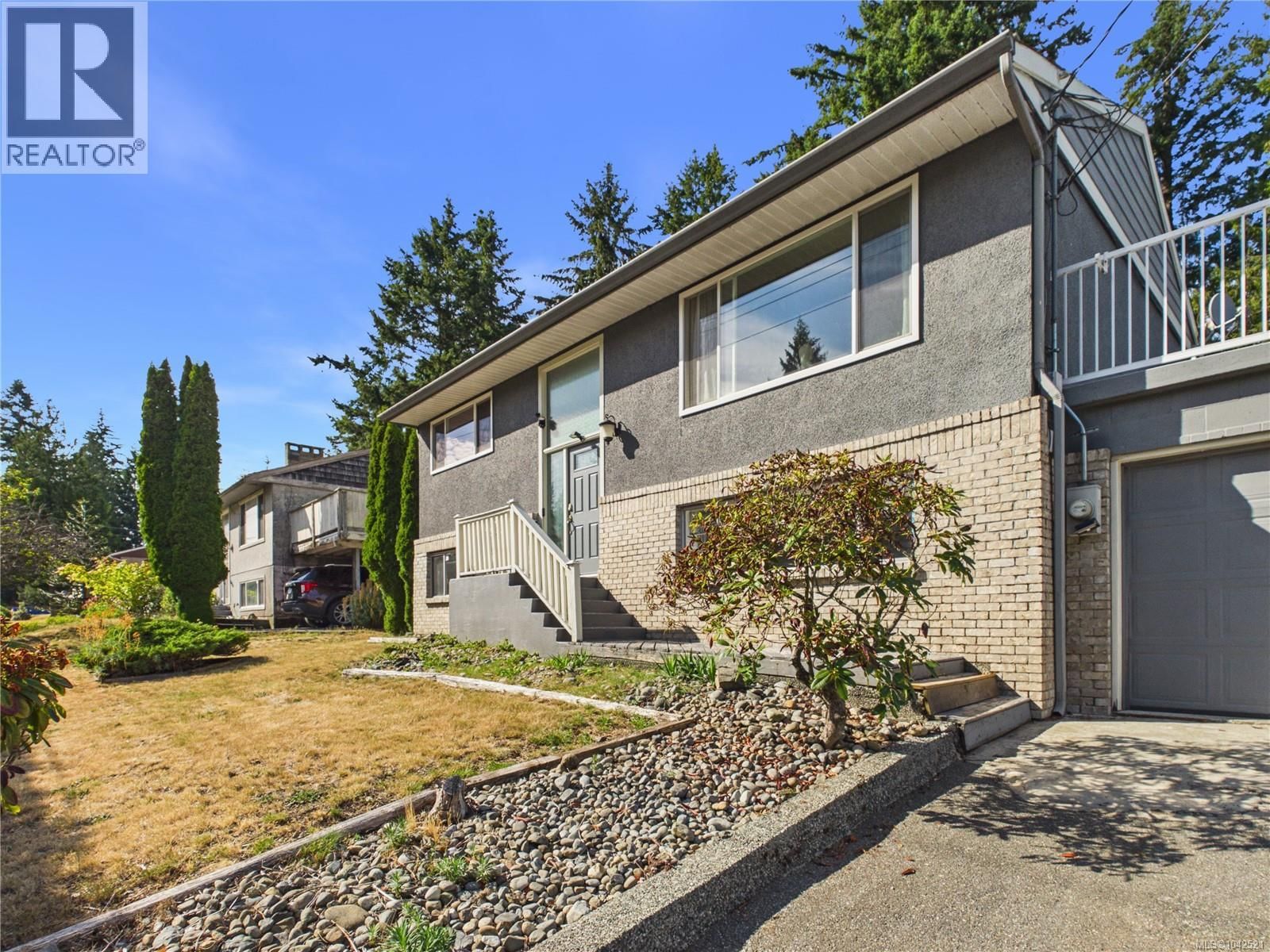 3624 Uplands Drive property photo