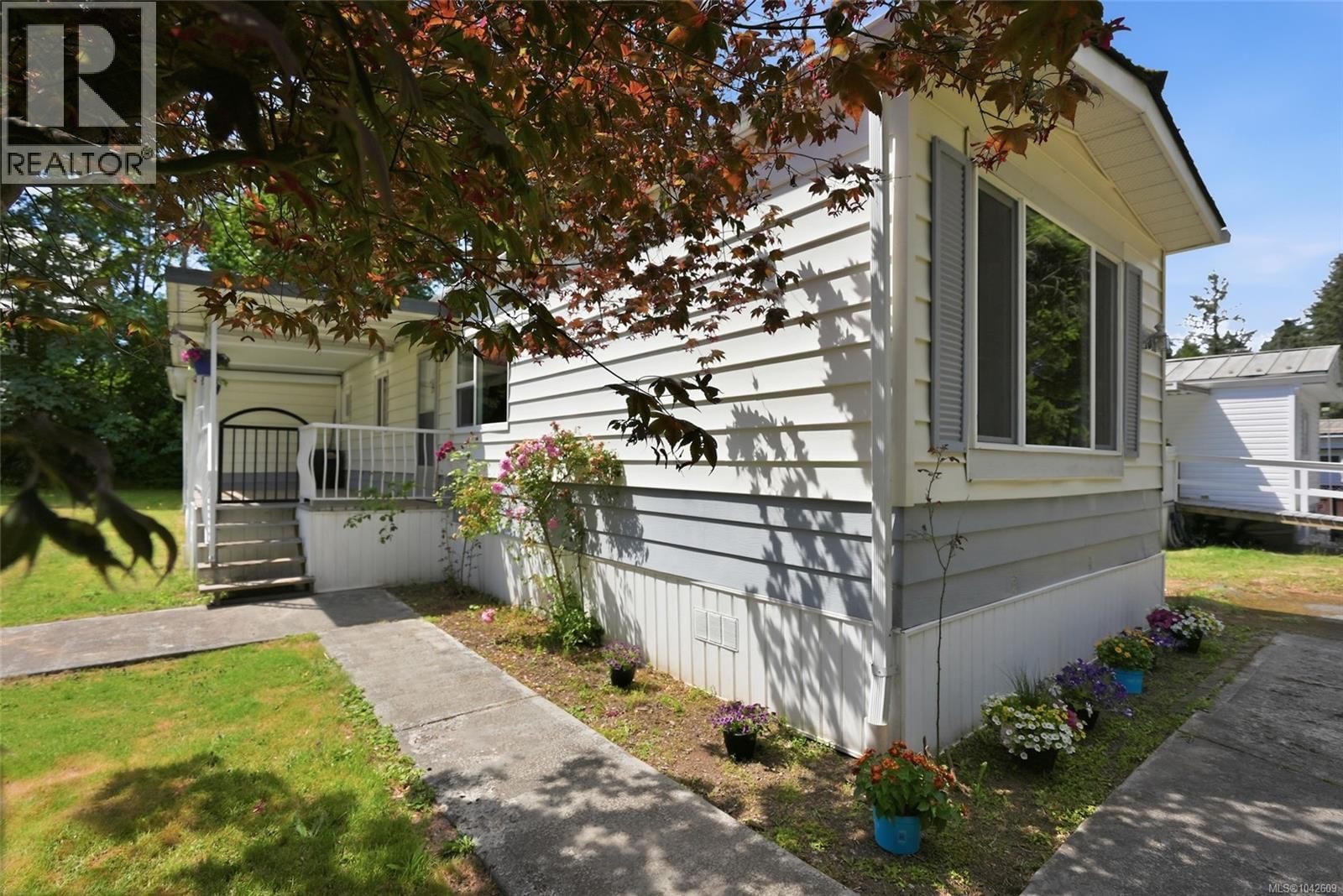 105 1359 Cranberry Avenue property photo