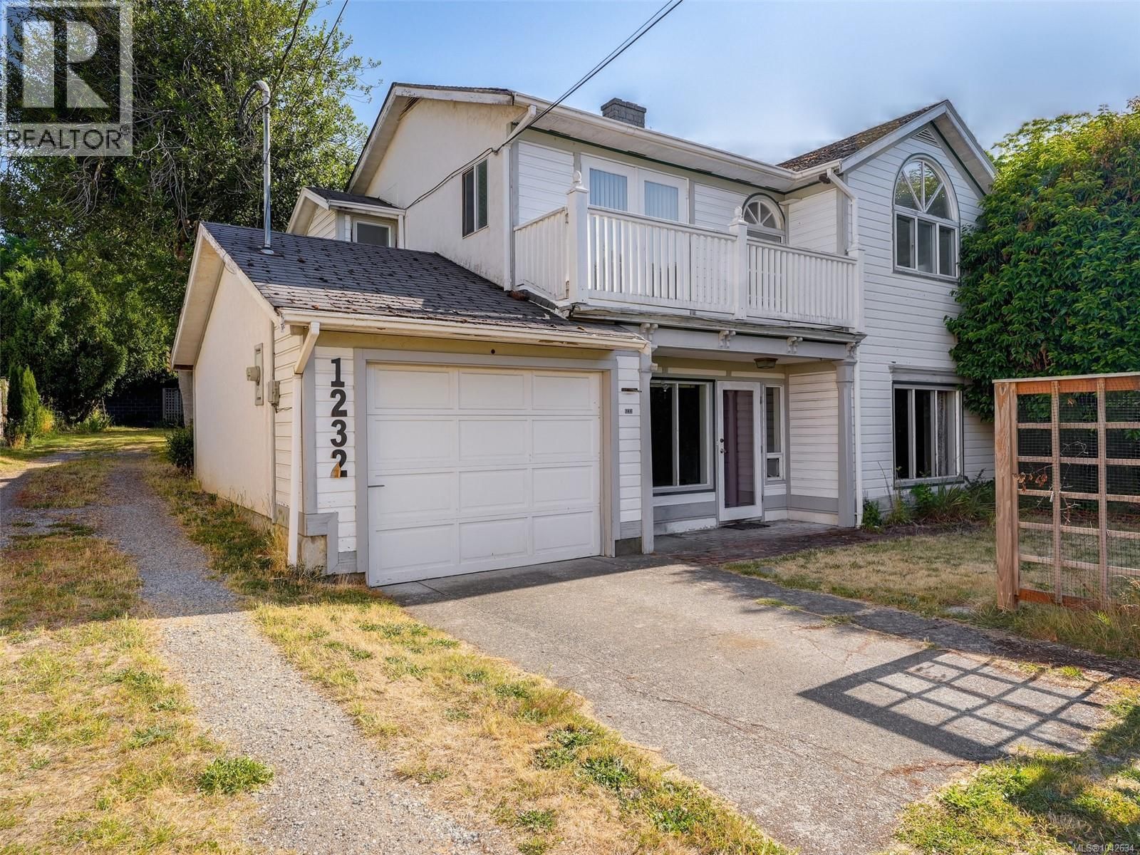 1232 Richardson Street, Victoria, British Columbia V8V 3E1