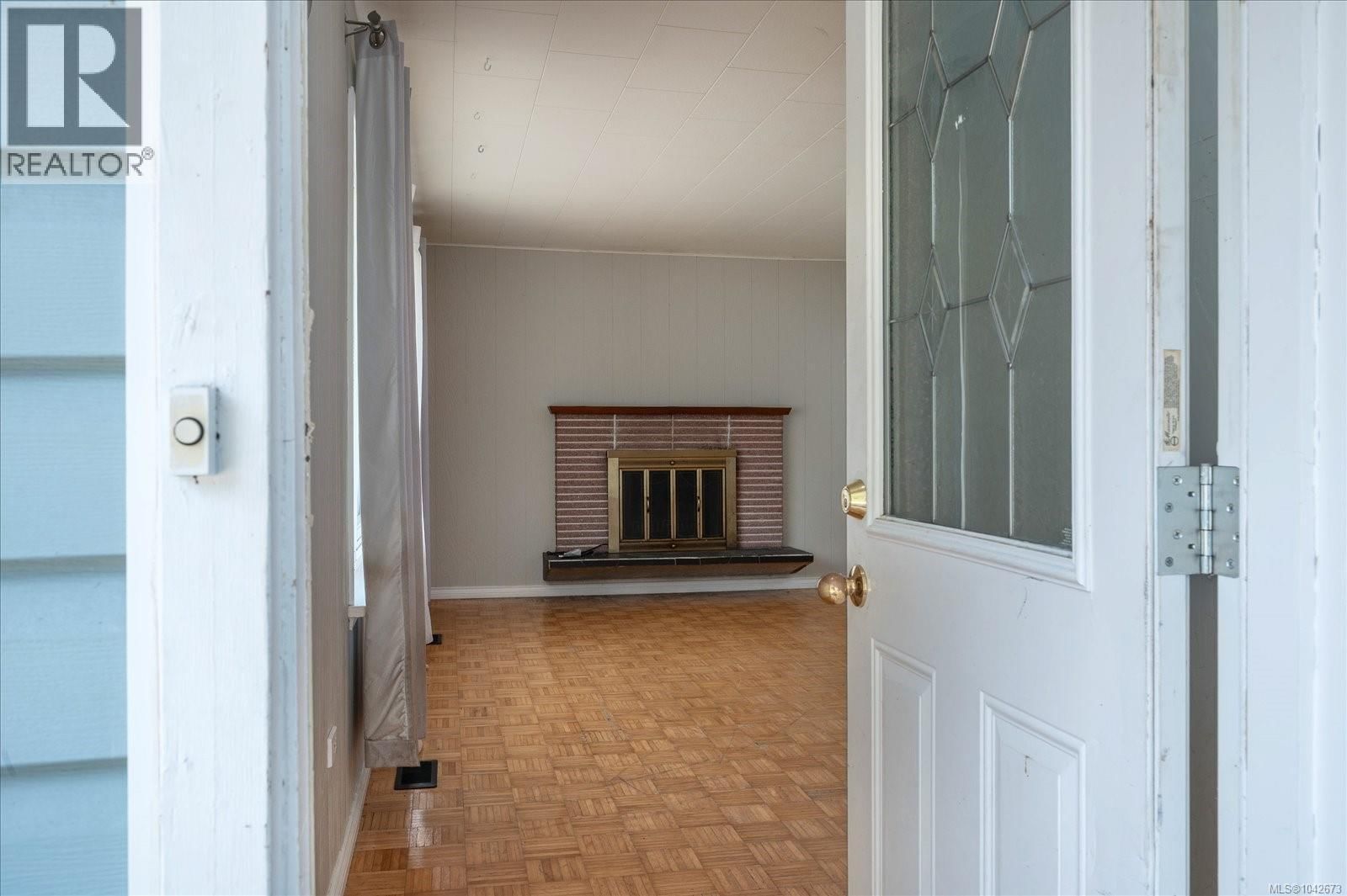 261 Villa Road property photo