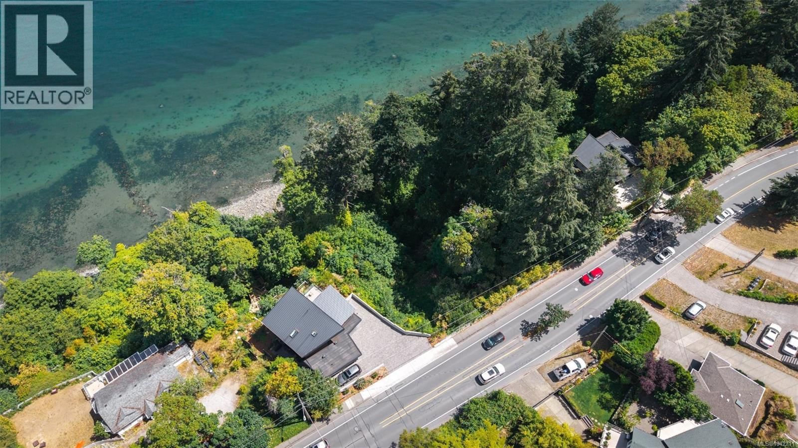 4569 Cordova Bay Road property photo