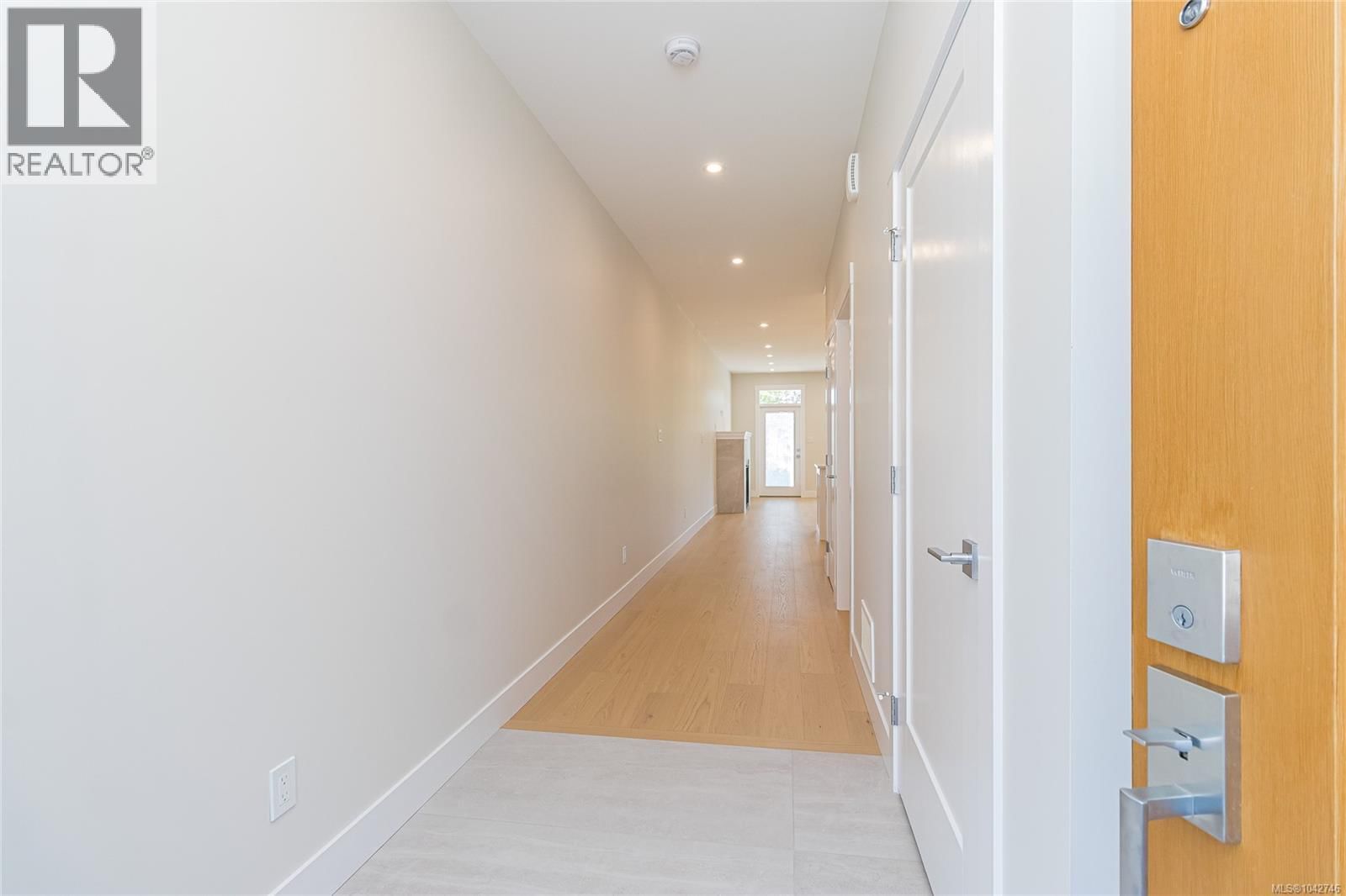780 Russell Road property photo