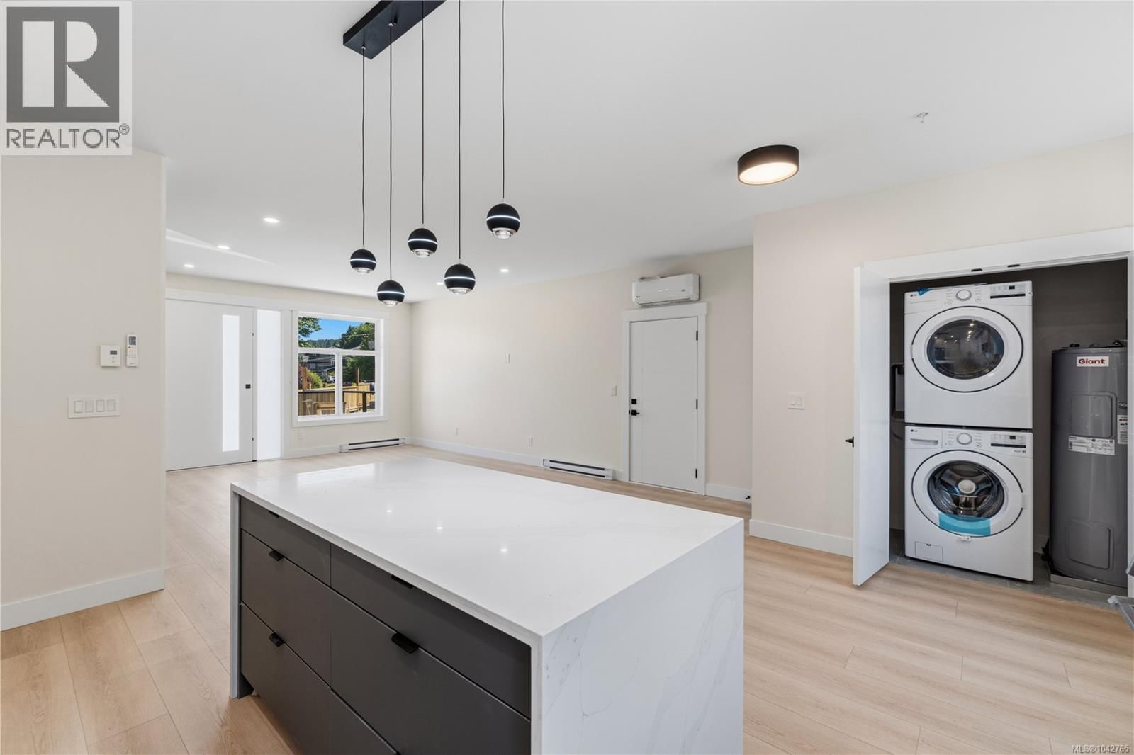 201 5311 Toms Turnabout property photo