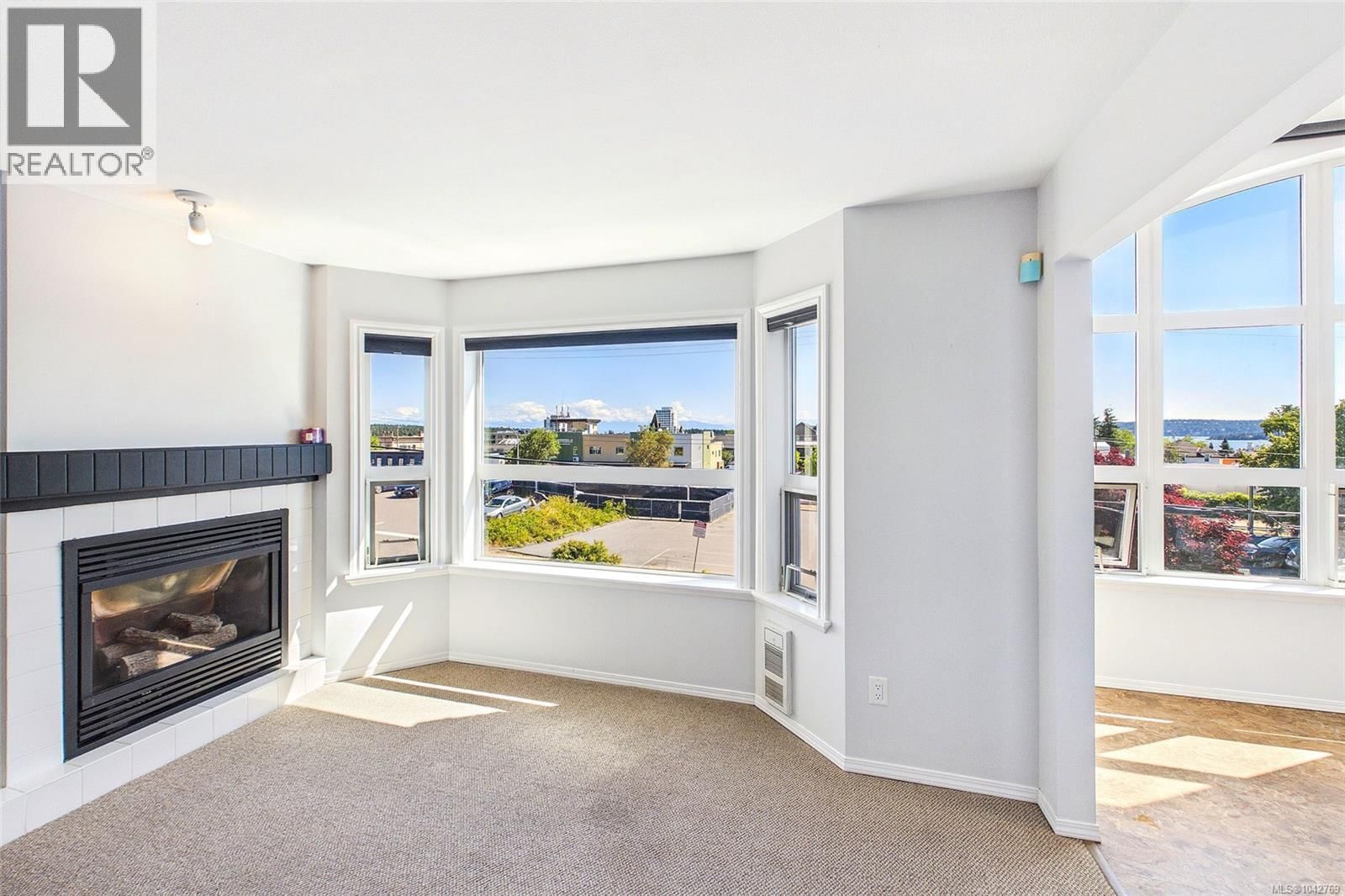 304 327 Prideaux Street property photo