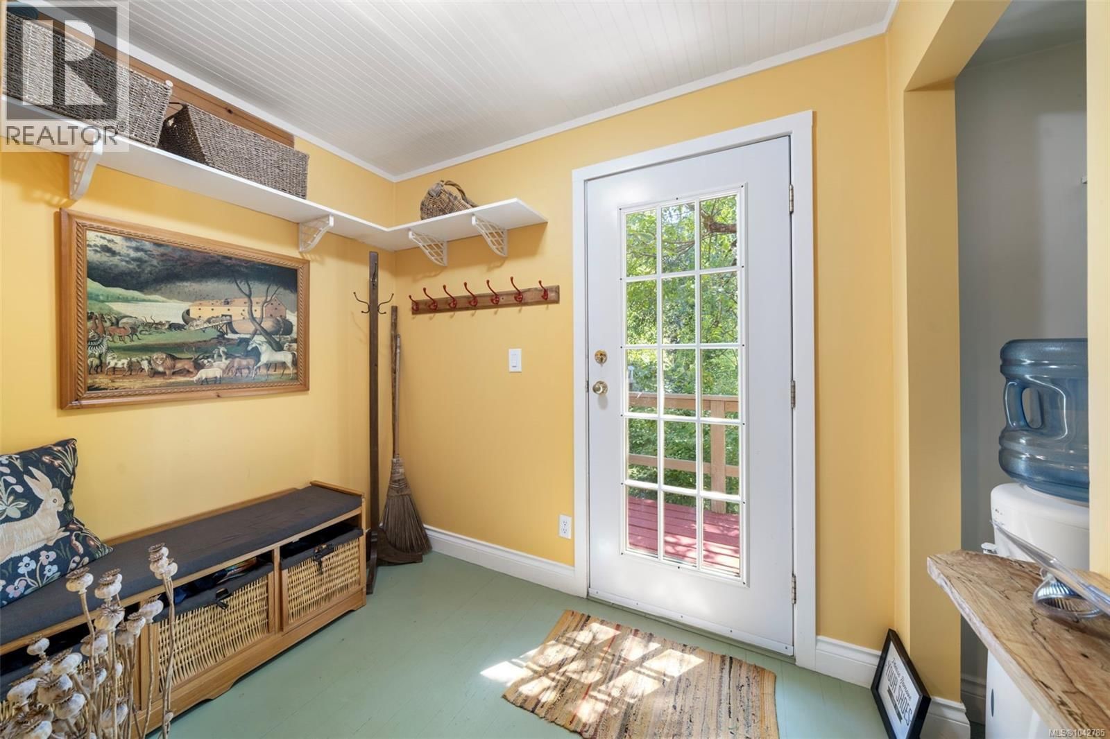 5932 West Saanich Road property photo