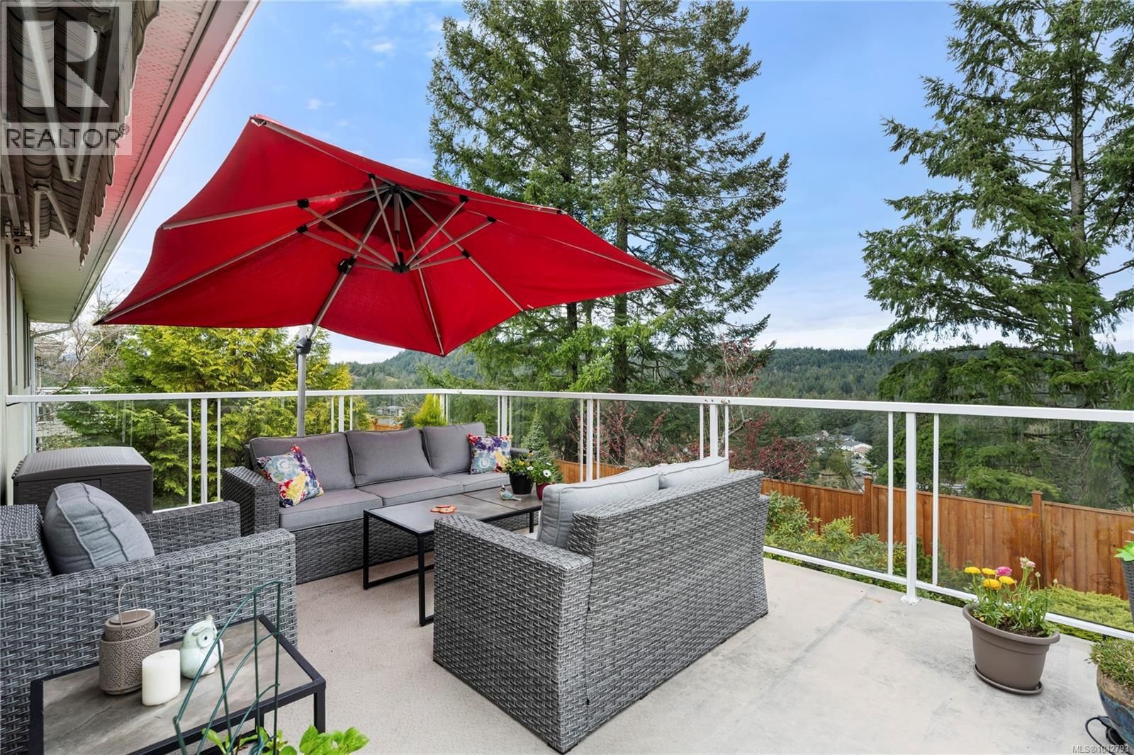 3255 Folkestone Drive property photo