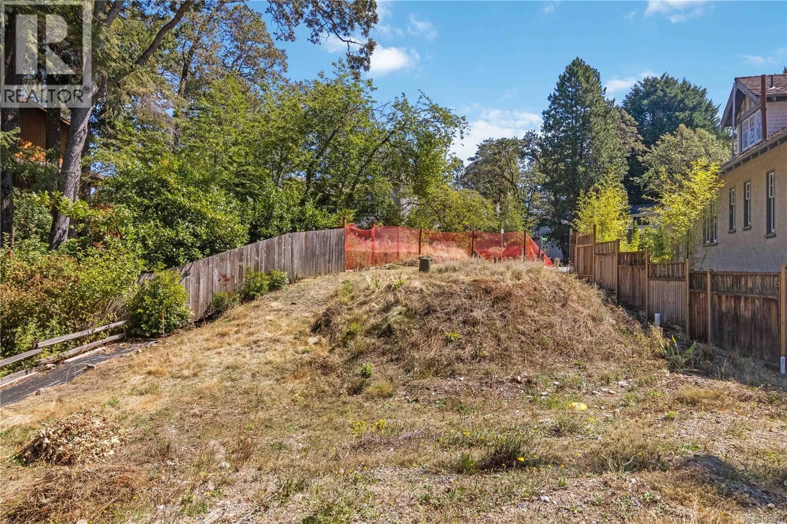 929 Woodhall Lane property photo