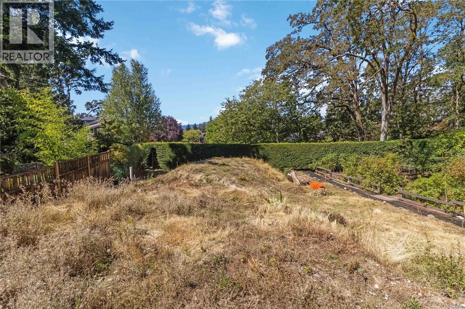 929 Woodhall Lane property photo