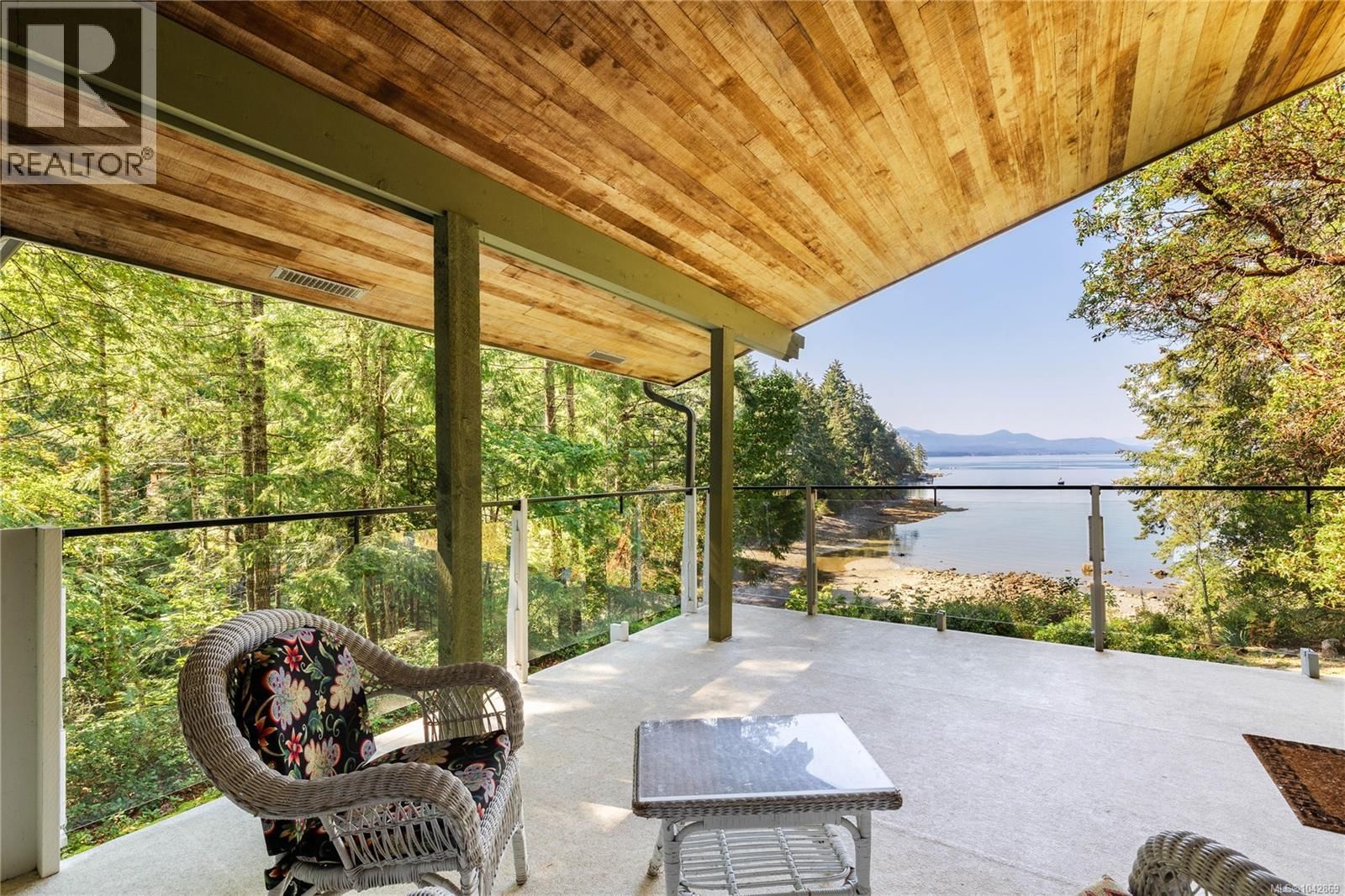 212 Sunset Drive, Salt Spring, British Columbia V8K 1L4