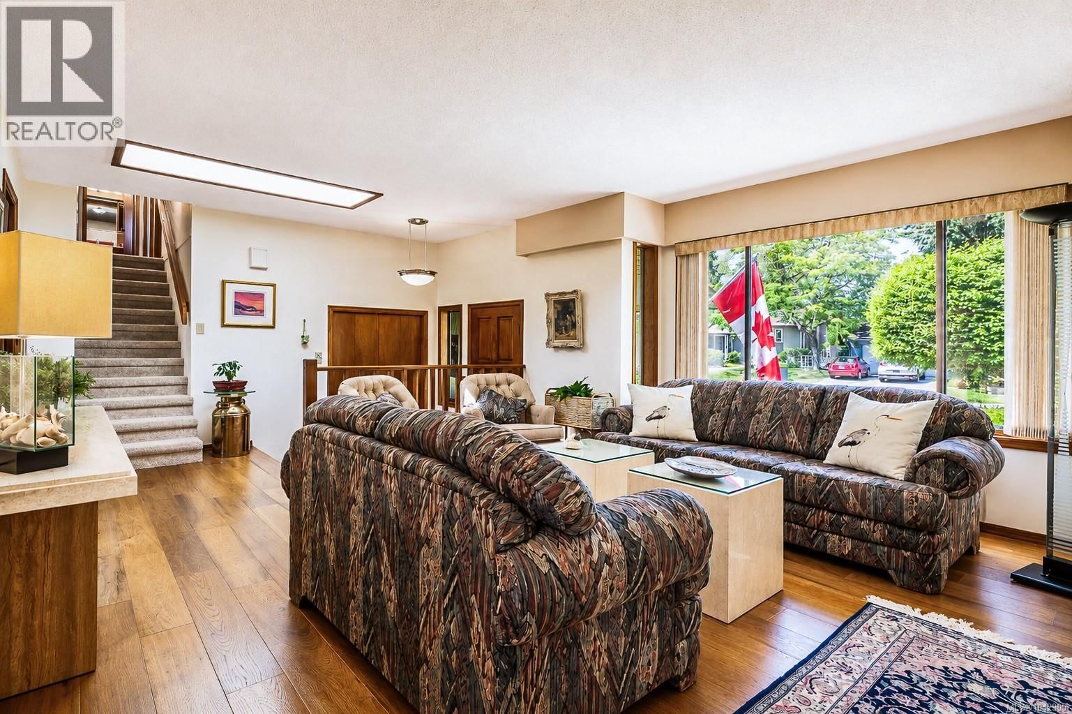 730 Viaduct Avenue property photo