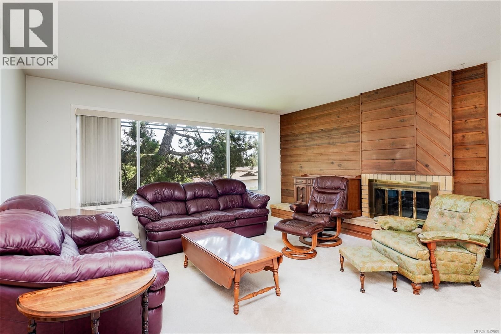 4405 Tyndall Avenue property photo