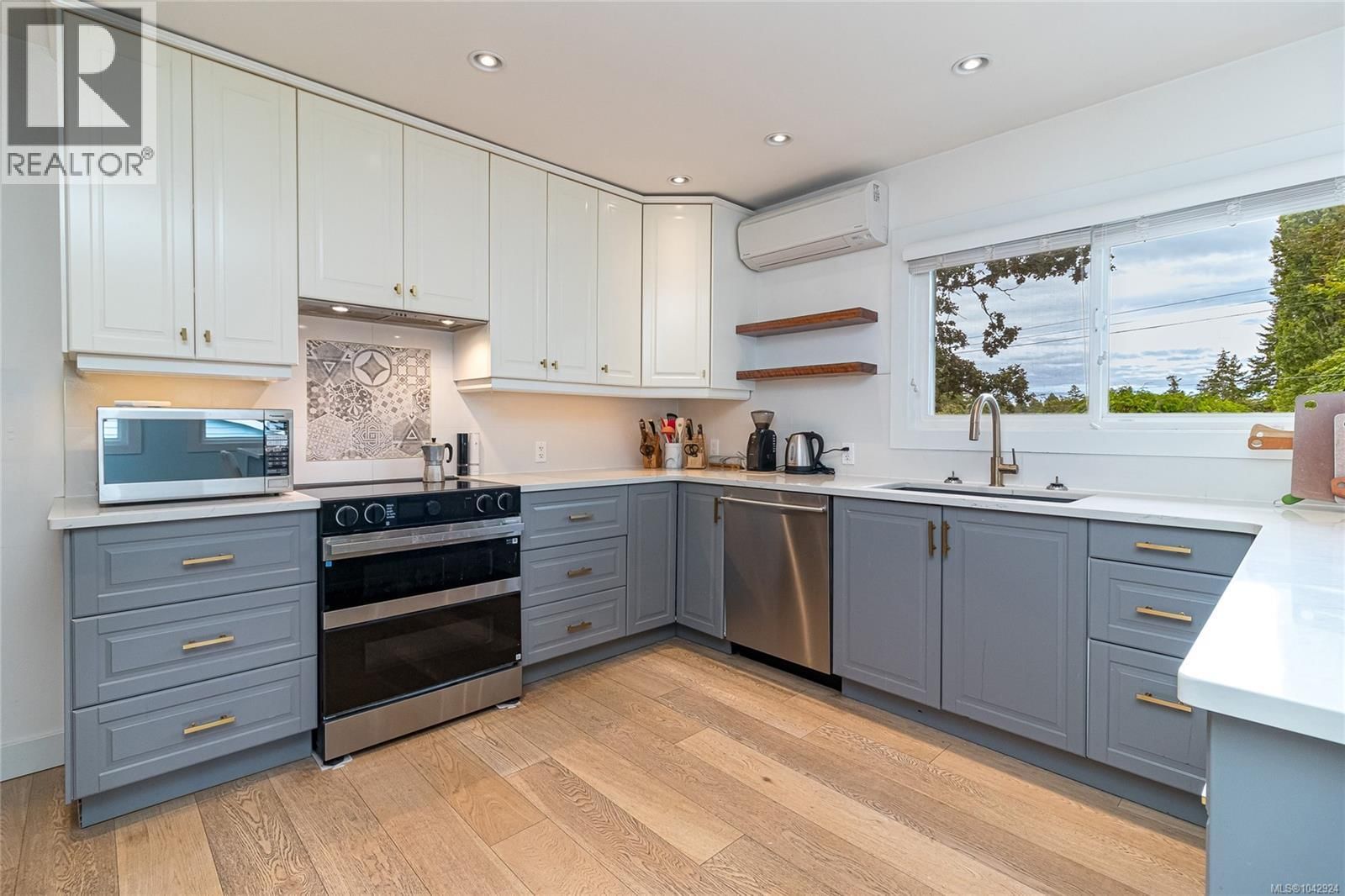 4030 Grange Road property photo
