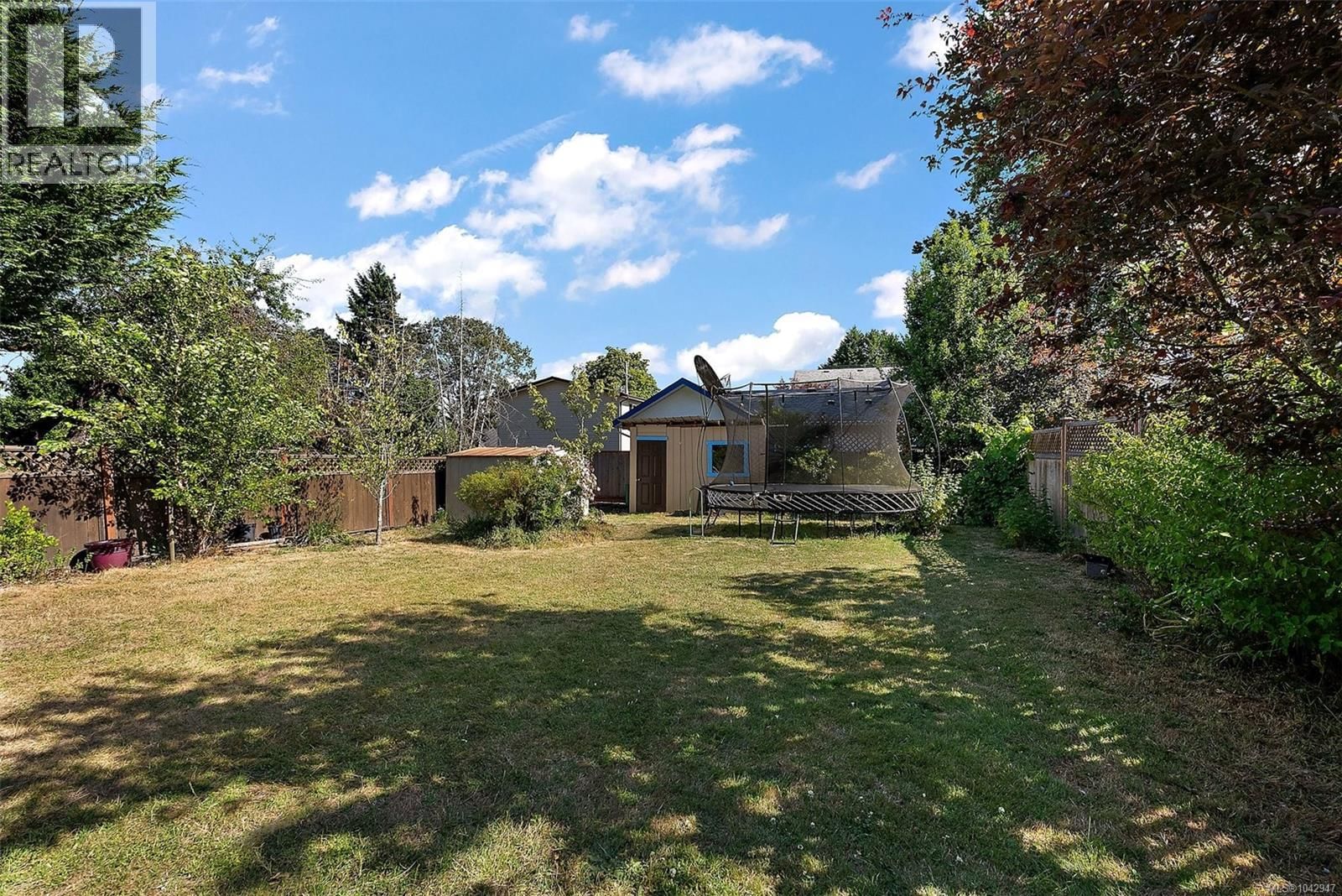 855 Sevenoaks Road property photo