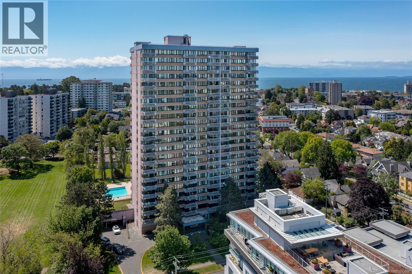 647 Michigan Street, Victoria, British Columbia V8V 1S9