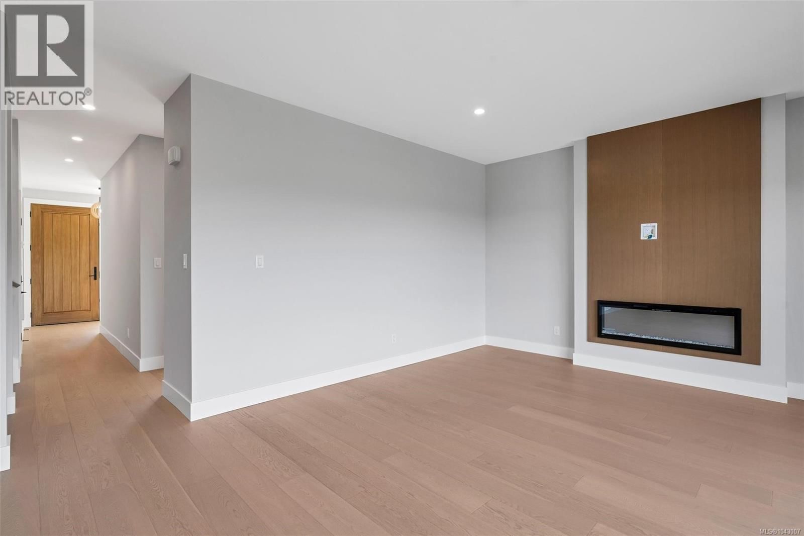 1402 Sandstone Lane property photo