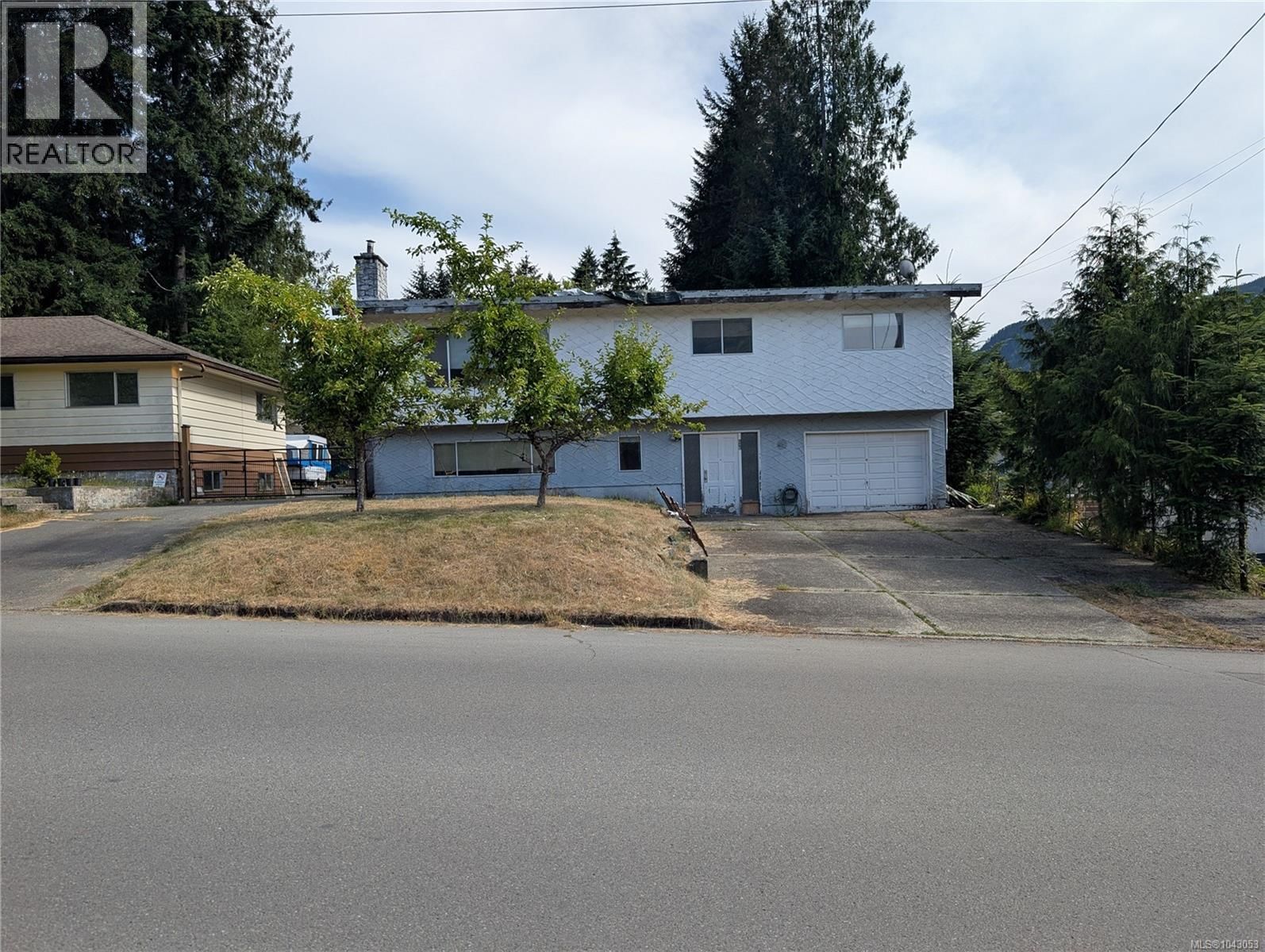 146 Sahtlam Avenue