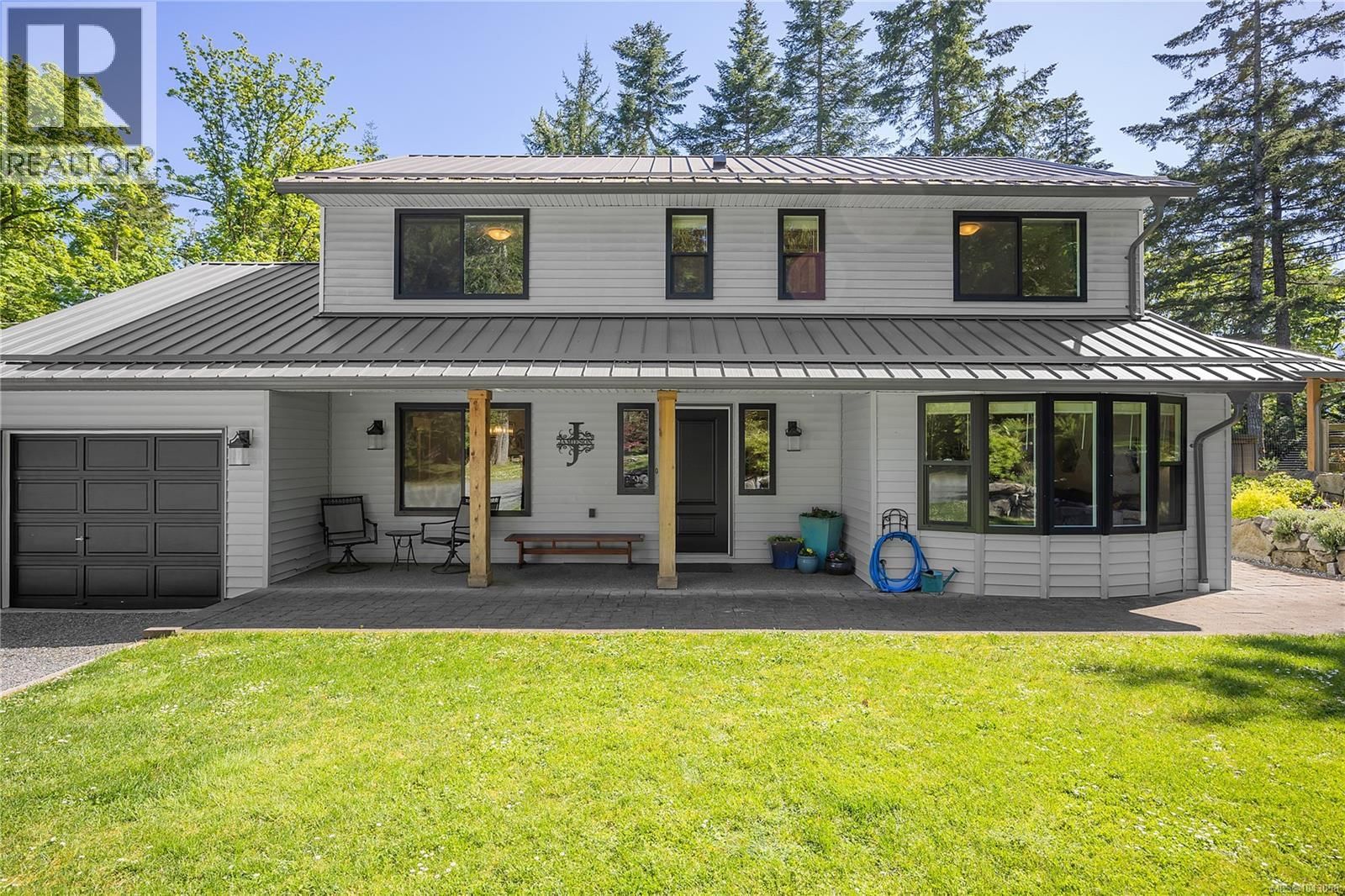 4299 Entrance Avenue