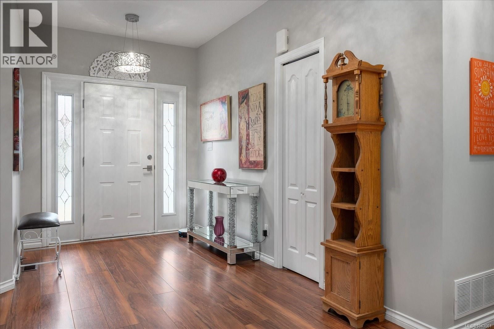 6212 Garside Road property photo
