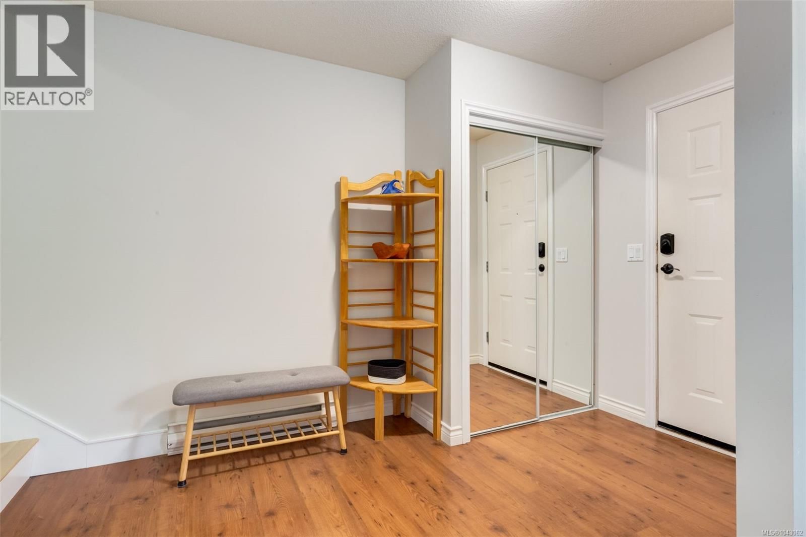 8 1906 Bowen Road property photo