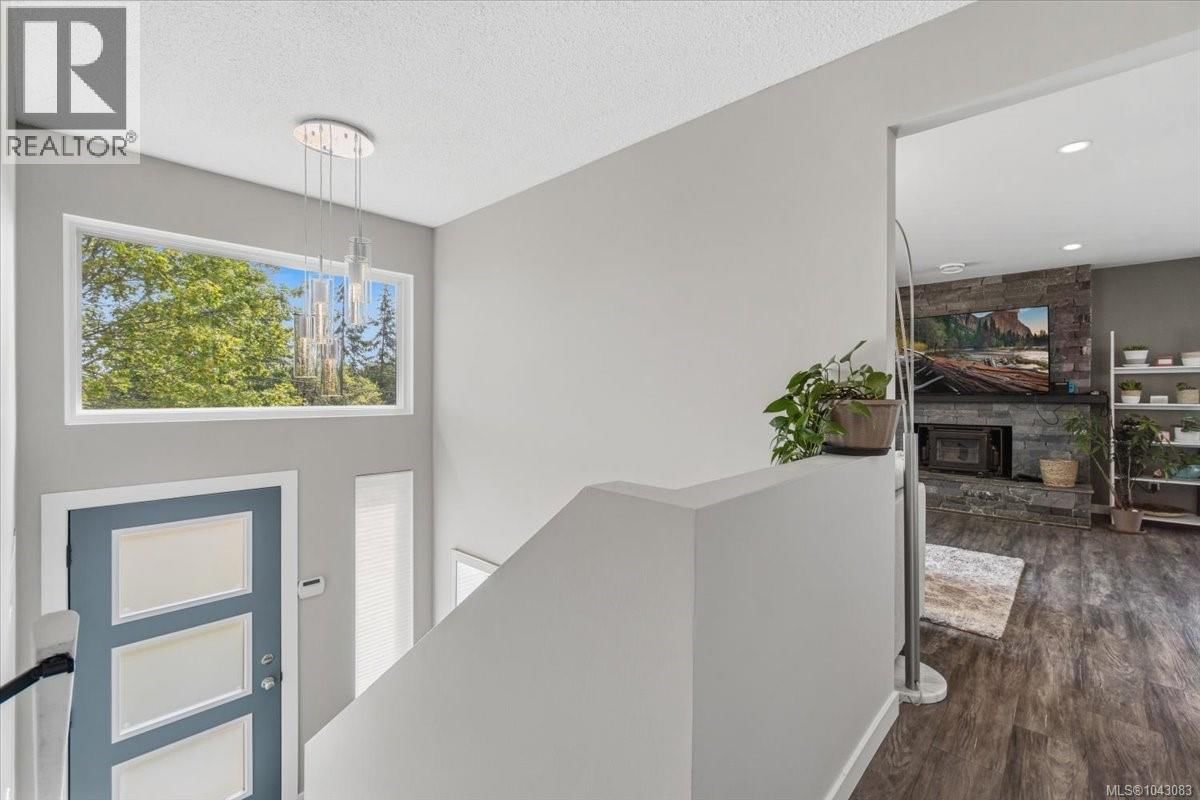 825 Dogwood Road property photo