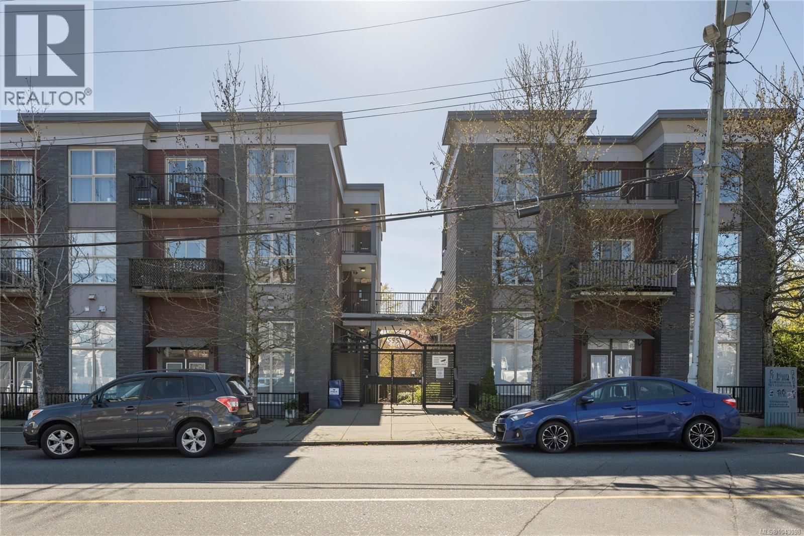 310 555 Franklyn Street property photo