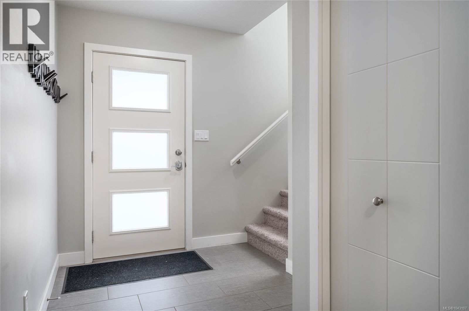 541 Marisa Street property photo