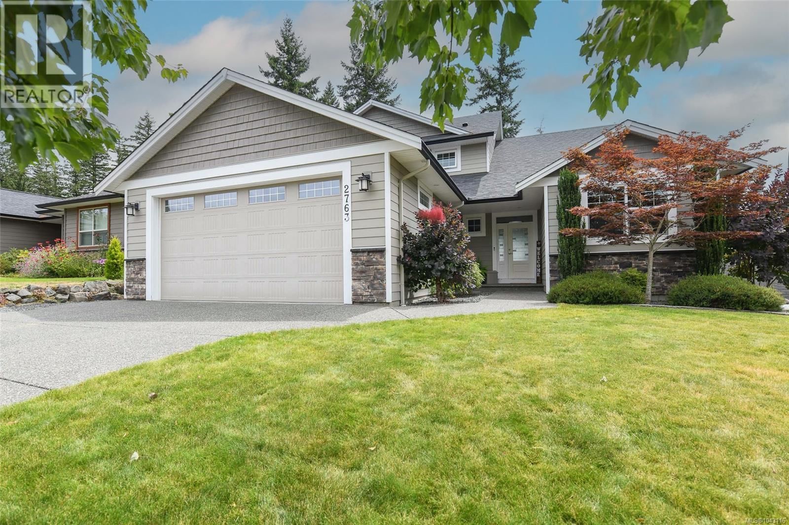 2763 Fife Place, Courtenay, British Columbia V9N 4A6