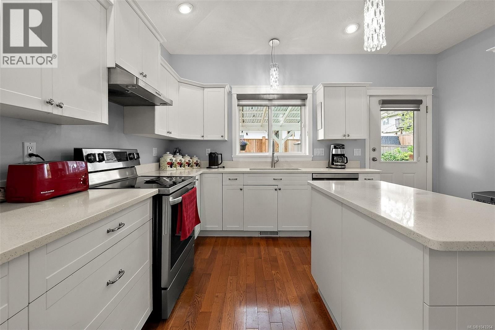 4 3085 Sherman Road property photo
