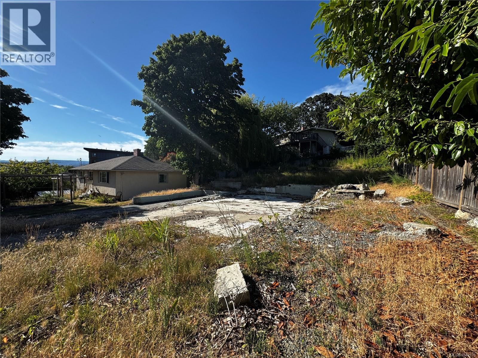 1258 Woodway Road, Esquimalt, British Columbia V9A 4W7