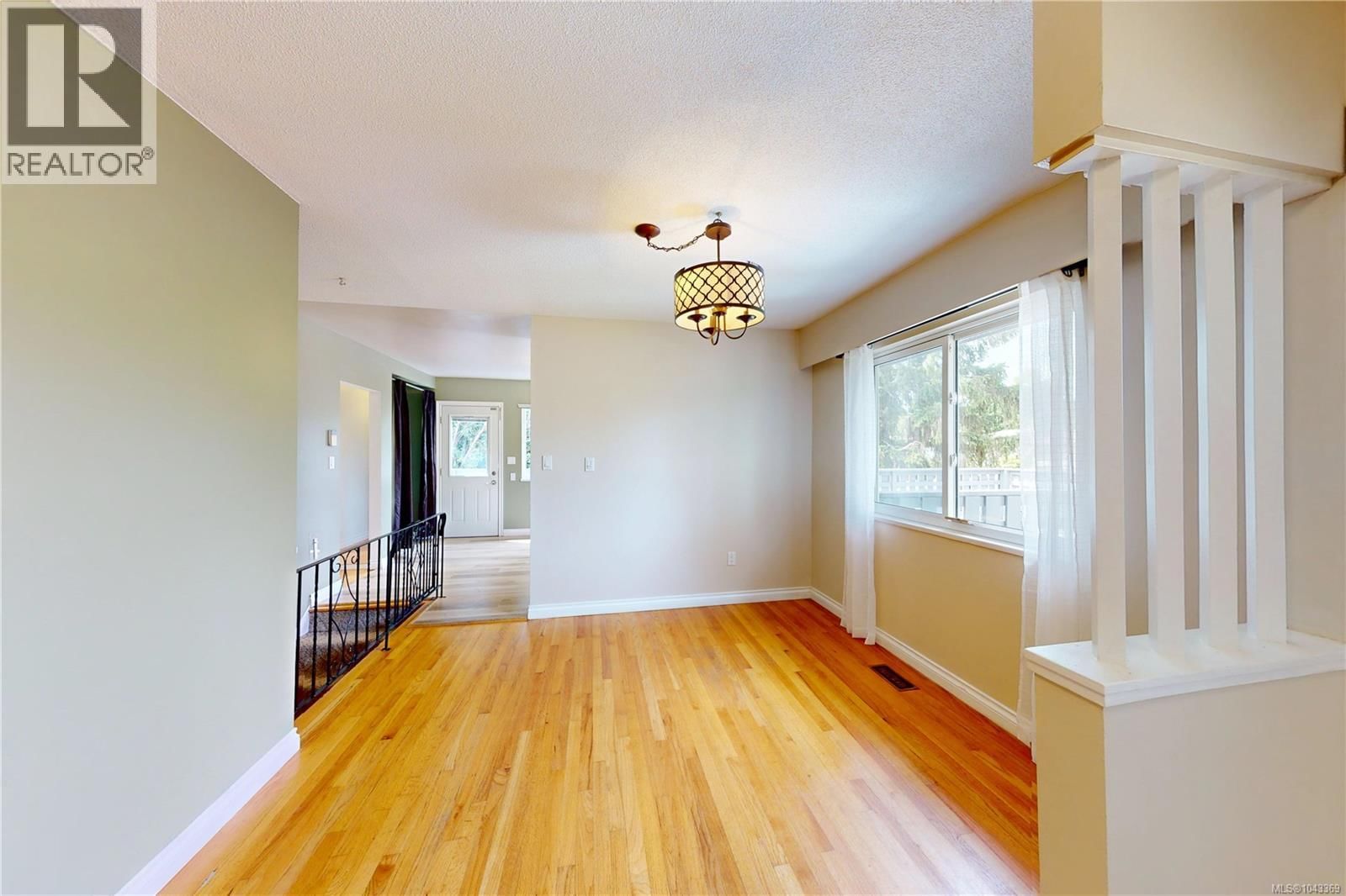 1710 Sprucewood Place property photo