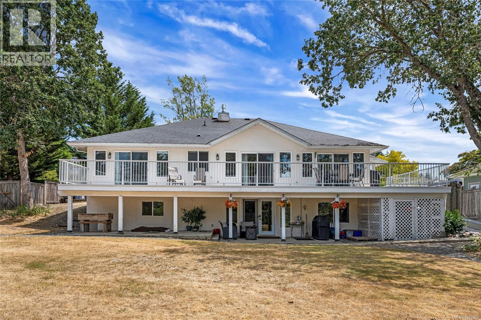 6037 Stonehouse Place property photo