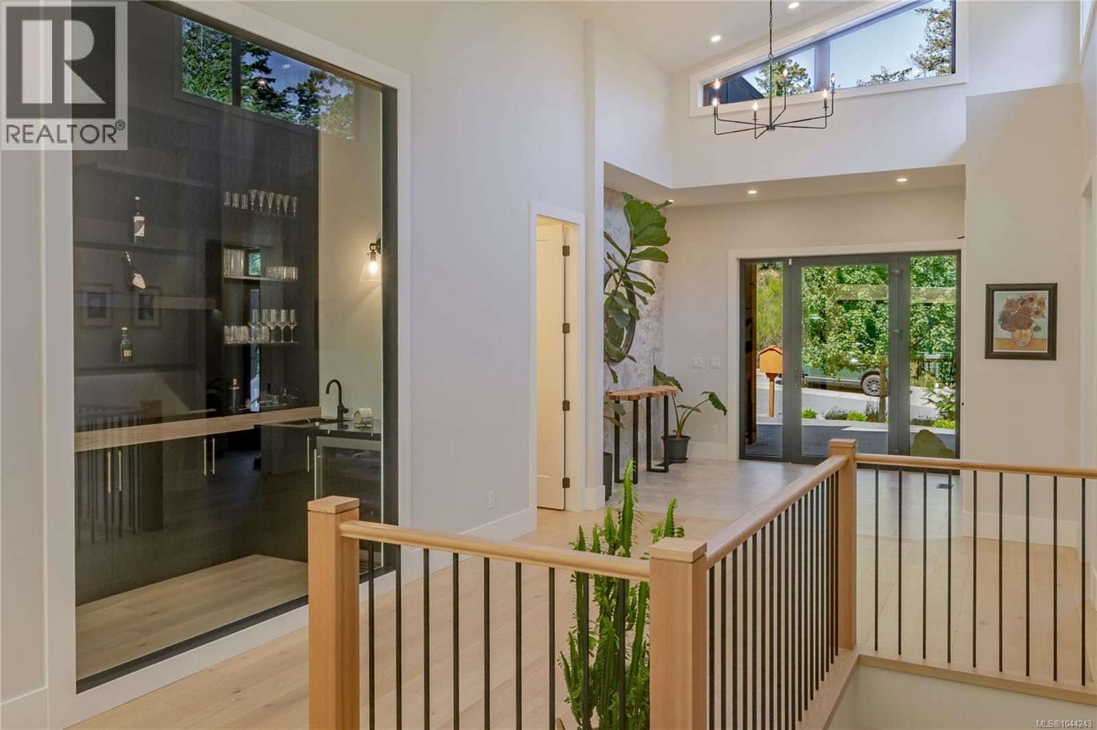 613 Medalist Avenue property photo