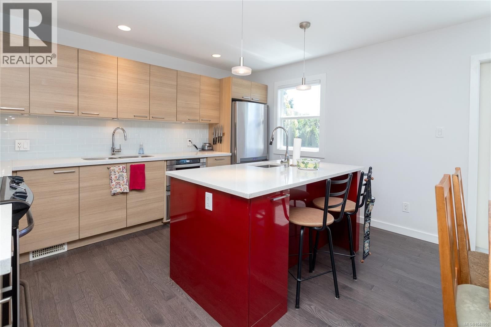 367 Vincent Avenue property photo