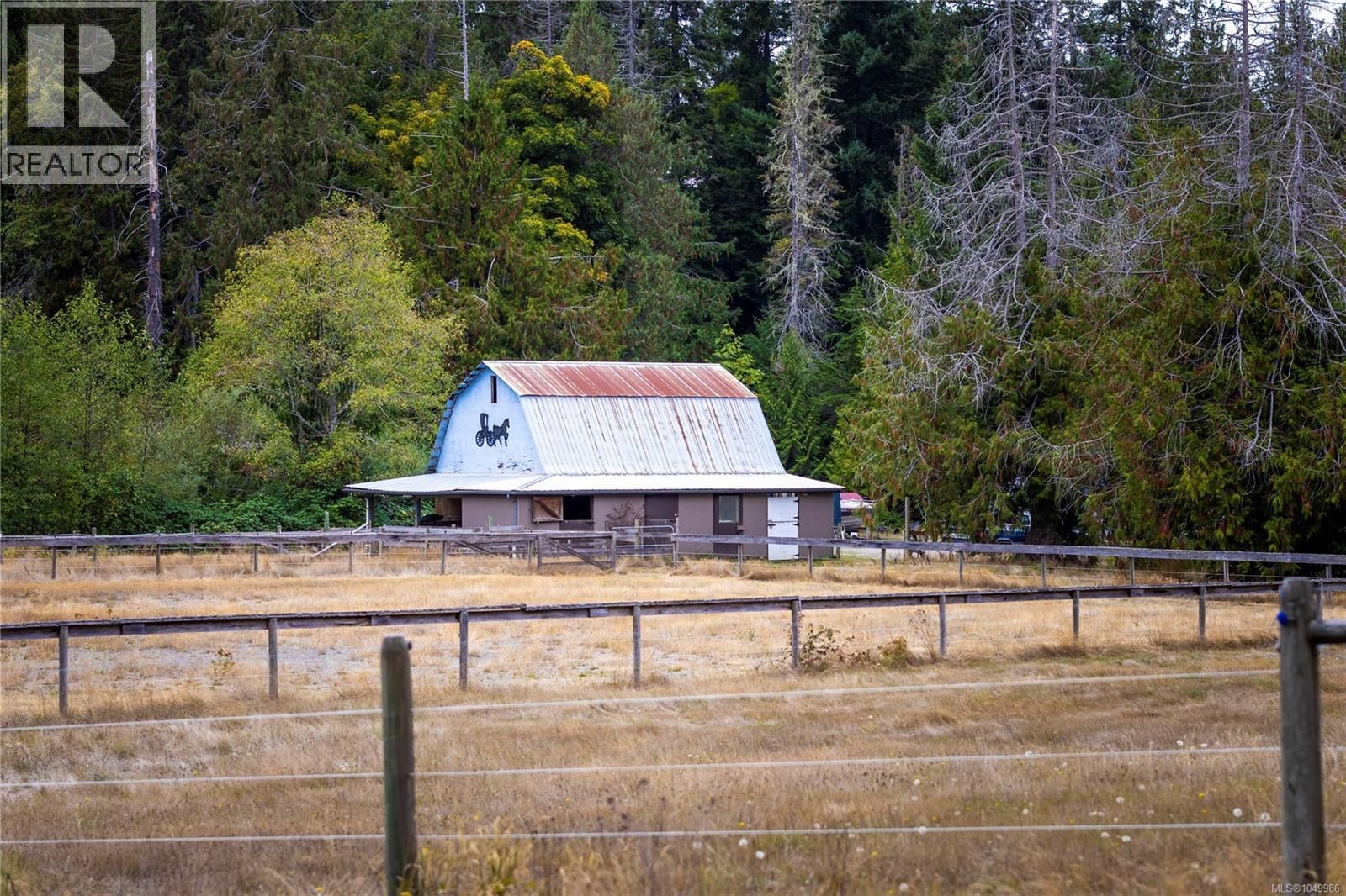 899,875 Andreef Road property photo