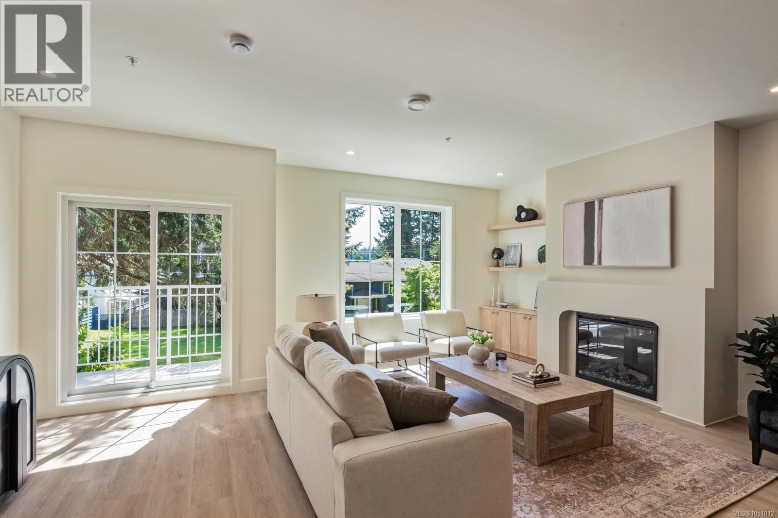 107 2770 Vantilburg Crescent property photo