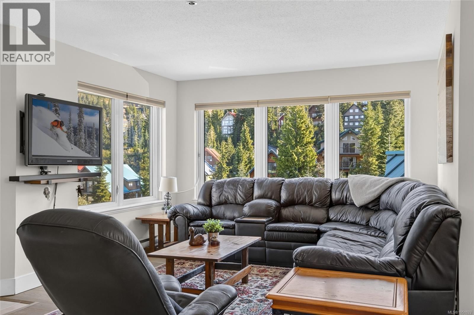 108 1320 Henry Road property photo