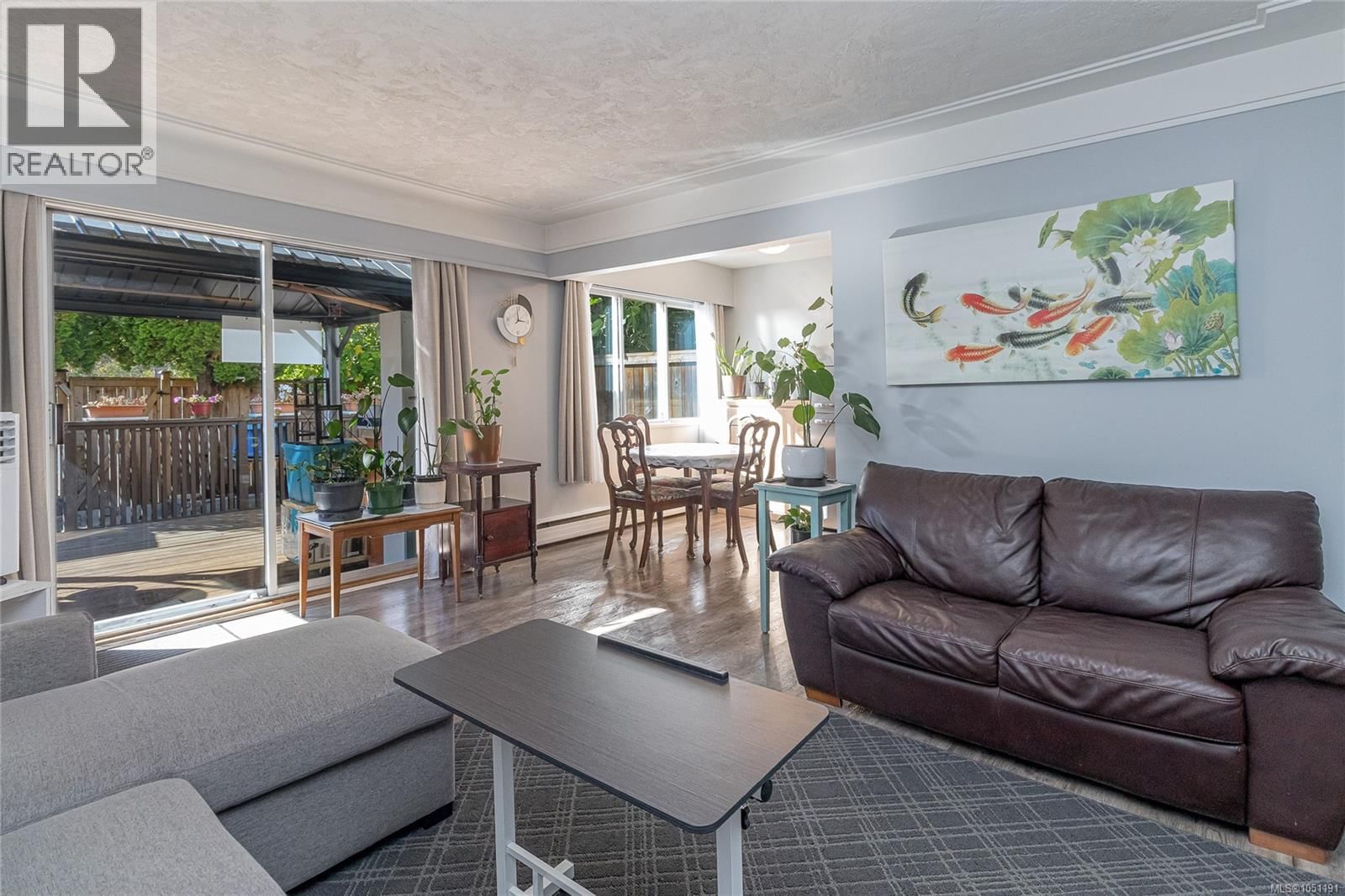 386 Burnside Road property photo