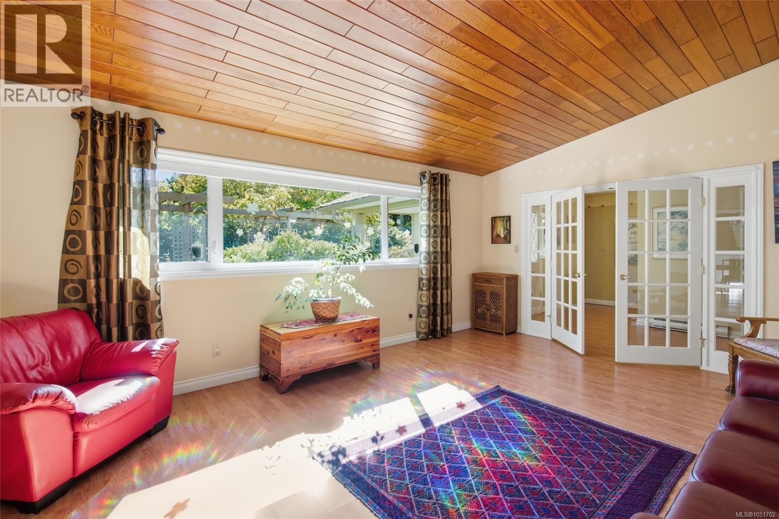 1061 Harlequin Road property photo