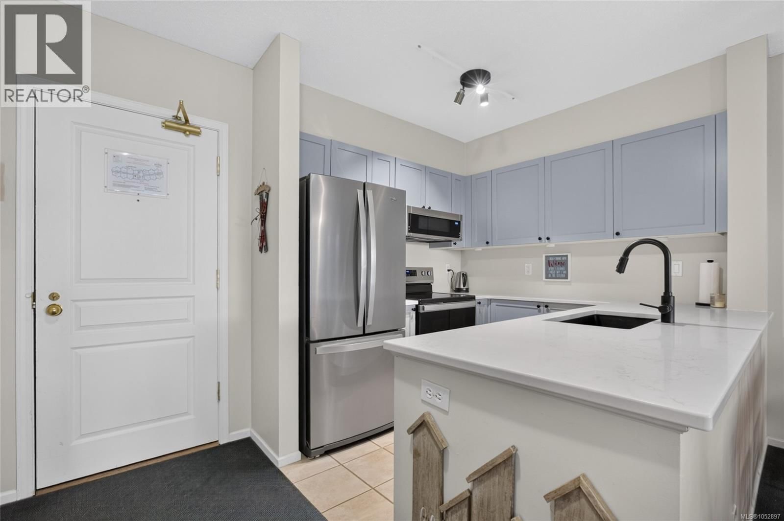 107 1290 Alpine Road property photo