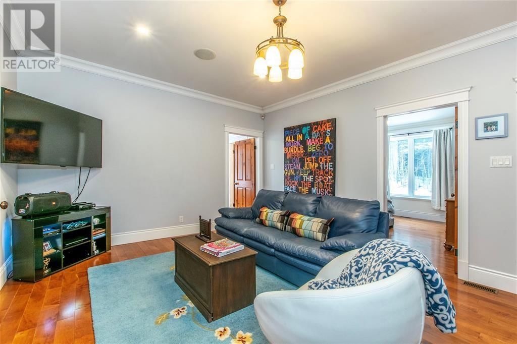 223 OLIVERS POND ROAD Image 26