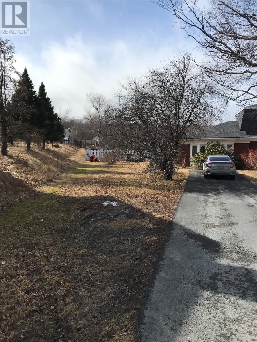33 EMERALD AVENUE Image 3