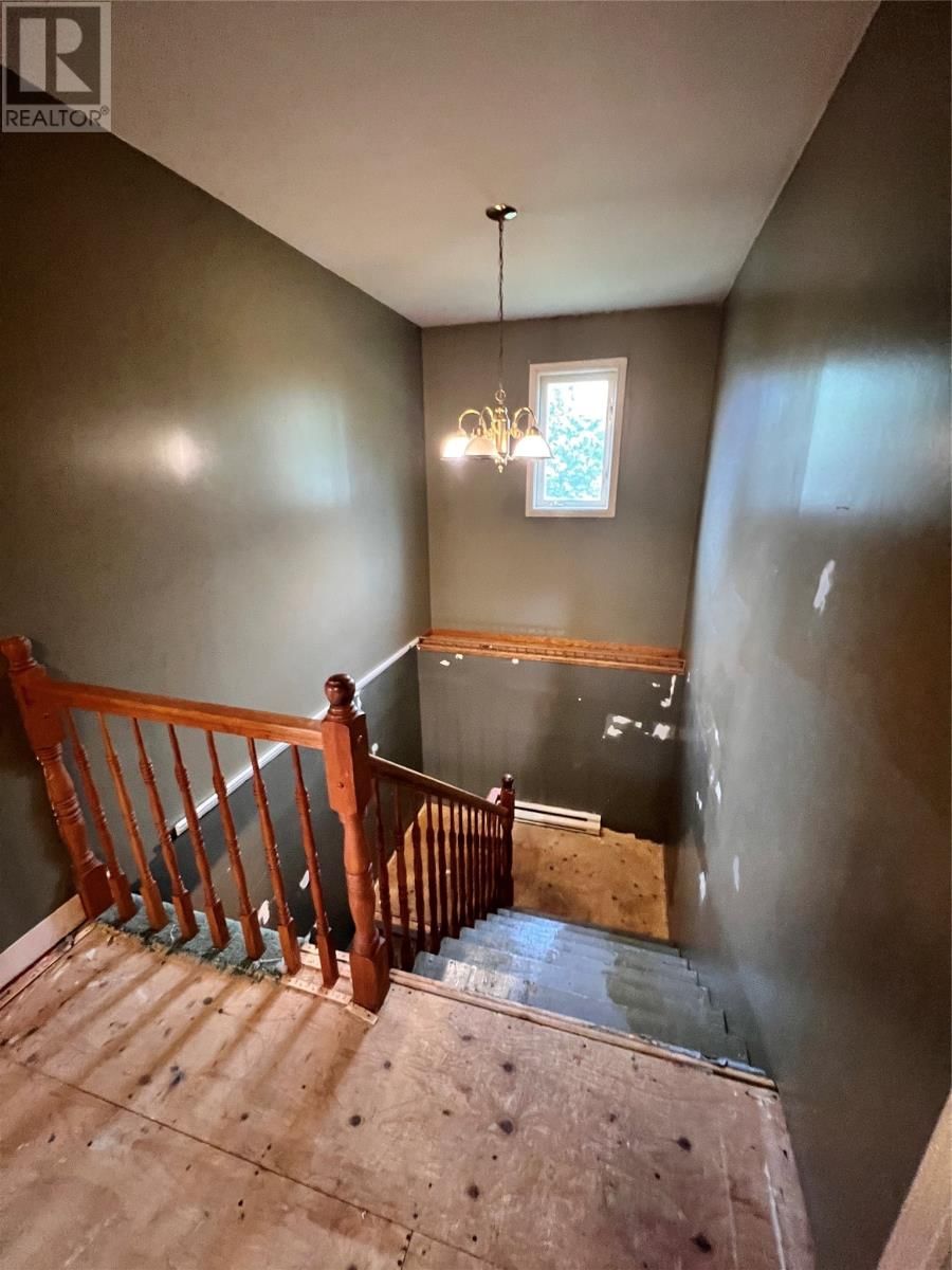 4 MORLEY DRIVE Image 16