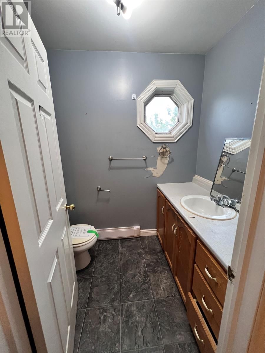 4 MORLEY DRIVE Image 18