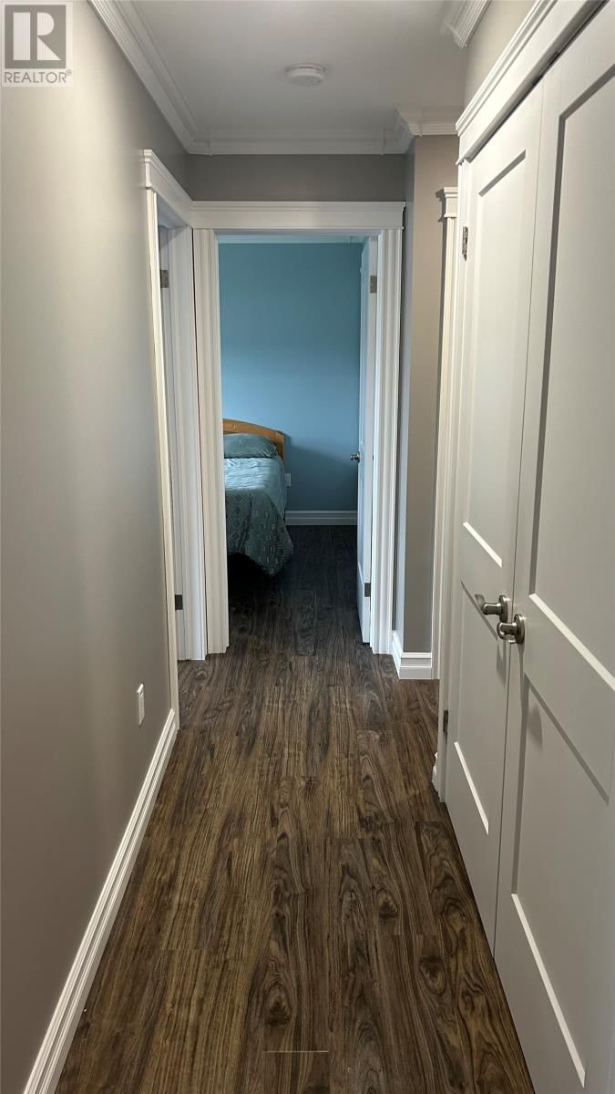 5 PIONEER DRIVE Image 10