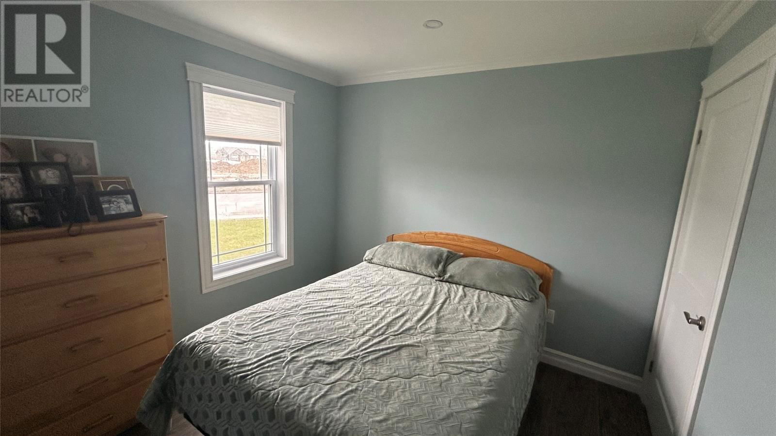 5 PIONEER DRIVE Image 14