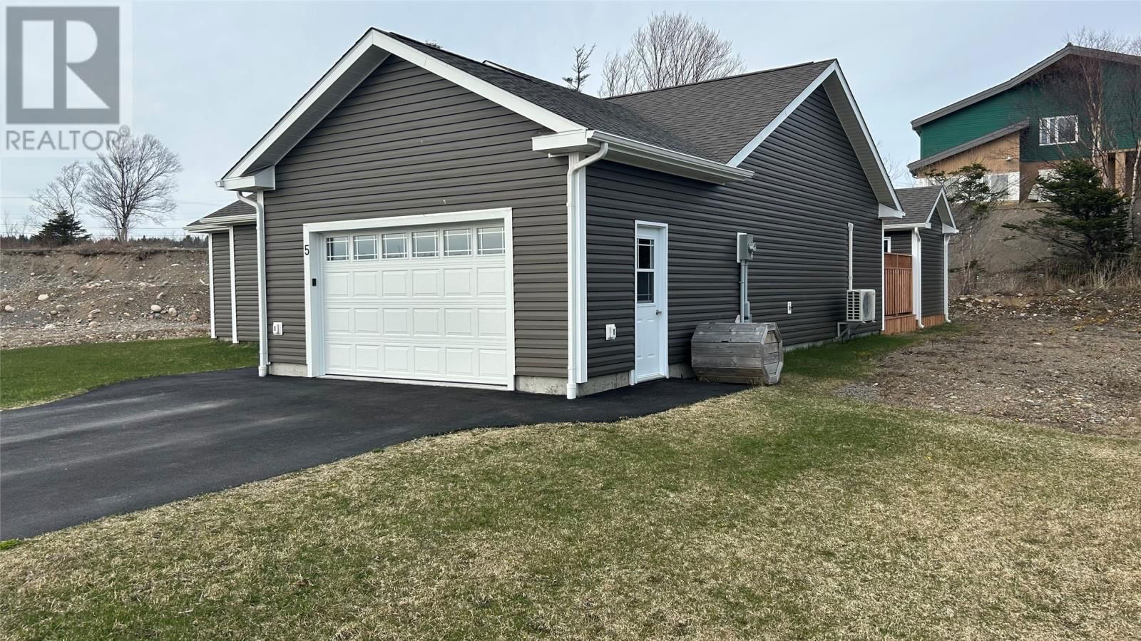 5 PIONEER DRIVE Image 23