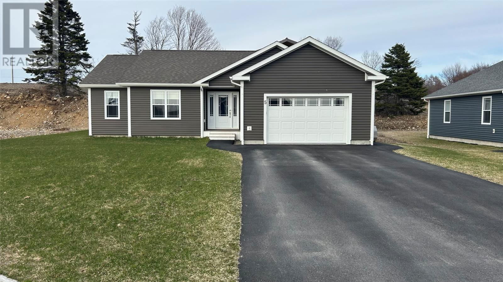 5 PIONEER DRIVE Image 29