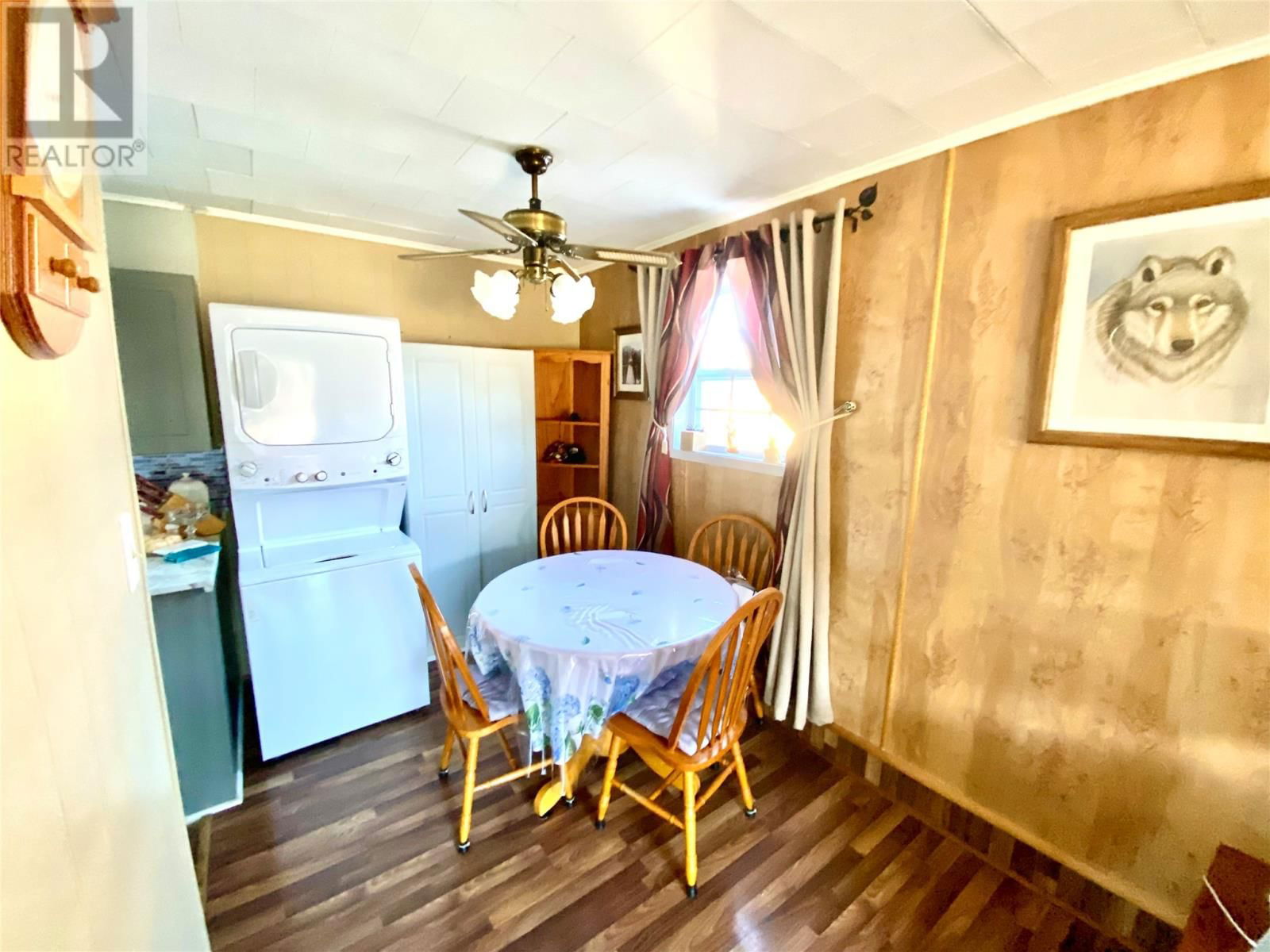15 JUNIPER CRESCENT Image 6