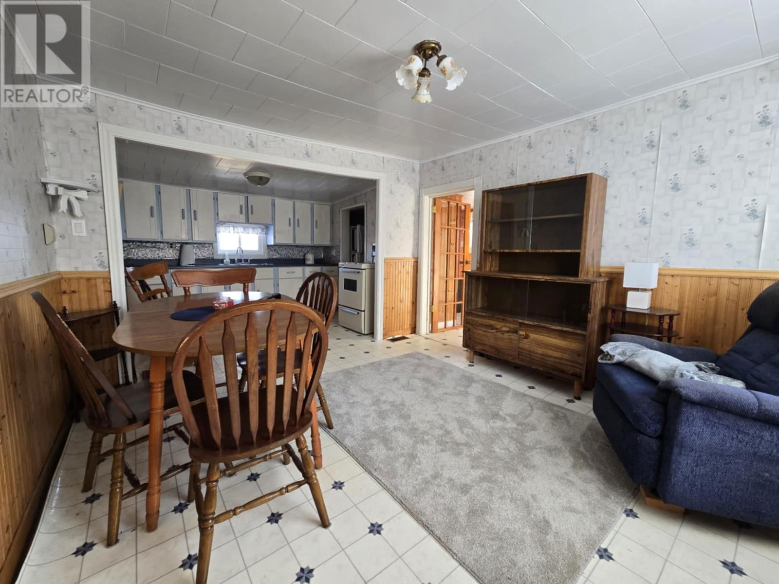 28 MAIN ROAD Image 6
